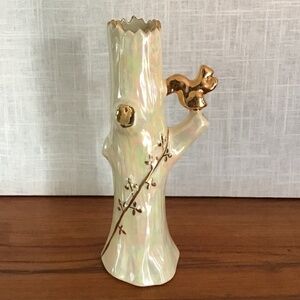 Vintage Vase 22 KT. Gold Accents Fleetwood China Squirrel in Tree Lustreware
